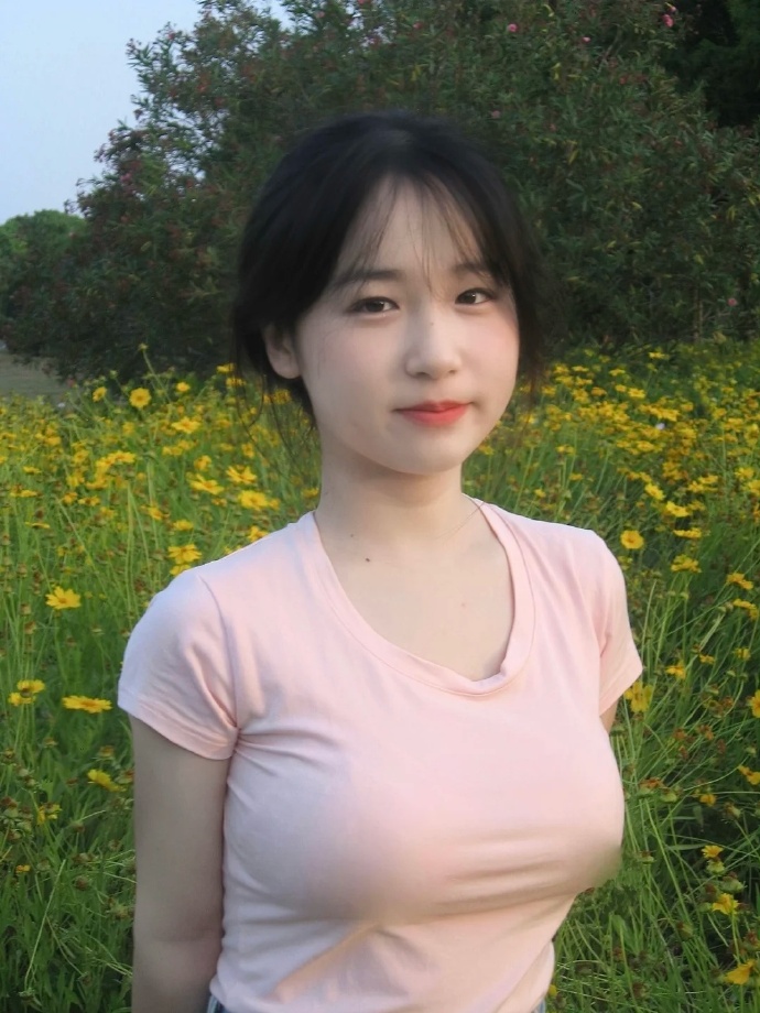 仙踪林张婉莹各门类的资讯发布安卓版破解版VCQ9电子仙踪林张婉莹各门类的资讯发布 -(图1)
