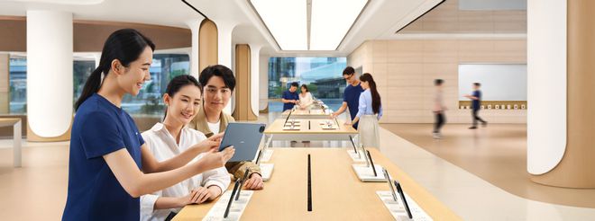 遇：以消费者为中心诠释服务新高度CQ9电子登录注册华为服务春日礼(图6)